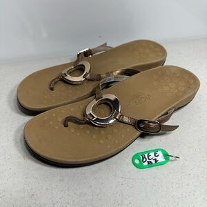 Vionic size 10 by Orthaheel women  thong  Flip Flops buckle Sandals Shiny brown
